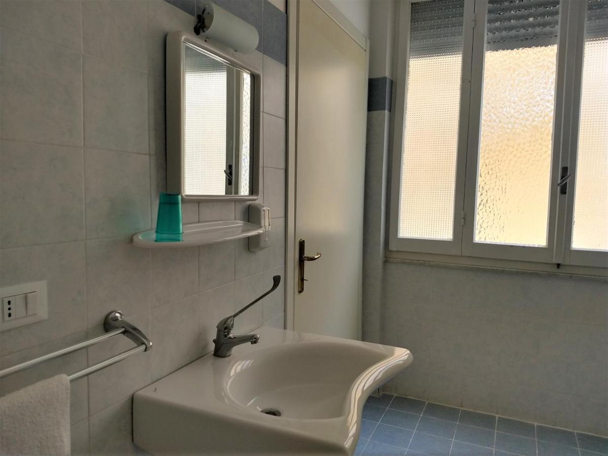 Affittacamere La Spezia Inn Екстер'єр фото